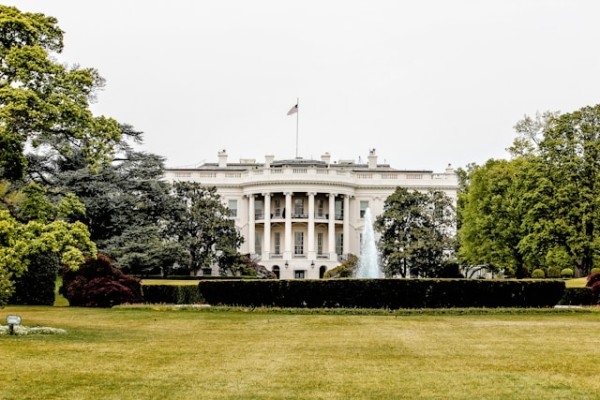 Analysis of the Impact of Trump's Election as President of the United States on Cross-border E-commerce 